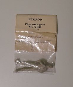 Figura mecanico cambiando rueda 1:24 Nemrod [N24006]