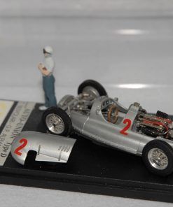 Auto Union Type D #2 T. Nuvolari Alemania 1938 (capos abiertos / con figura) 1:43 Kit Car 43 - Image 5