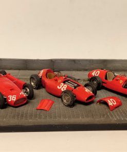 Set Ferrari #40 500F2 #38 555-Supersqualo #36 D-50 F1 años 50 (con vitrina metacr.)  1:43 Kit Car 43