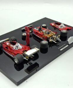 Set Ferrari 312T2 #11 (abierto) N.Lauda (World Ch.) con figura, y #21 G.Villeneuve (G.P.Canadá) F1 1977 (con vitrina metacr.)  1:43 Kit Car 43 - Image 4