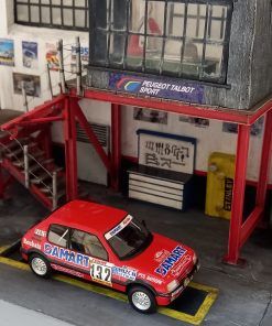 Alternative view of [DIORAMA] Taller Talbot-Peugeot años 80, con vitrina metacrilato (coche no incluido) 1:43 Kit Car 43