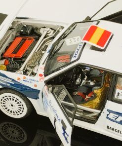 Alternative view of LANCIA DELTA INTEGRALE "REPSOL" #1 C.SAINZ R.MONTE CARLO 1993 (ABIERTO/OPEN)(con vitrina metacrilato abrible)  1:43 KIT CAR 43
