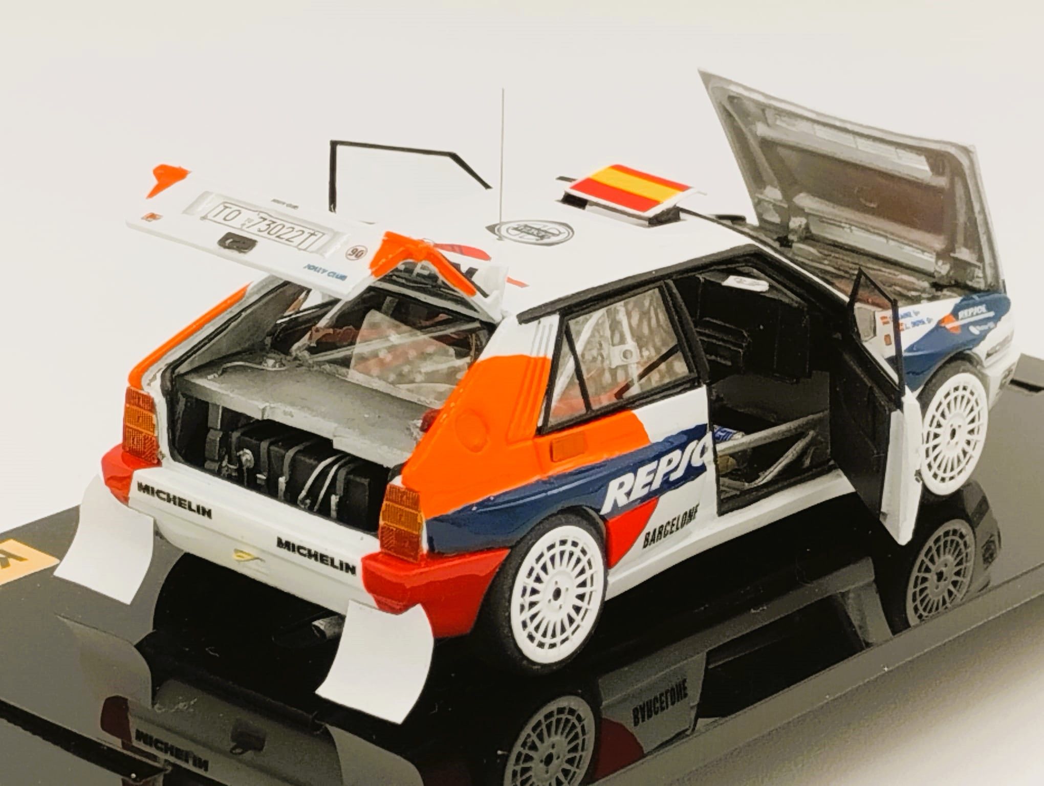 LANCIA DELTA INTEGRALE "REPSOL" #1 C.SAINZ R.MONTE CARLO 1993 (ABIERTO/OPEN)(con vitrina metacrilato abrible) 1:43 KIT CAR 43 - Image 5