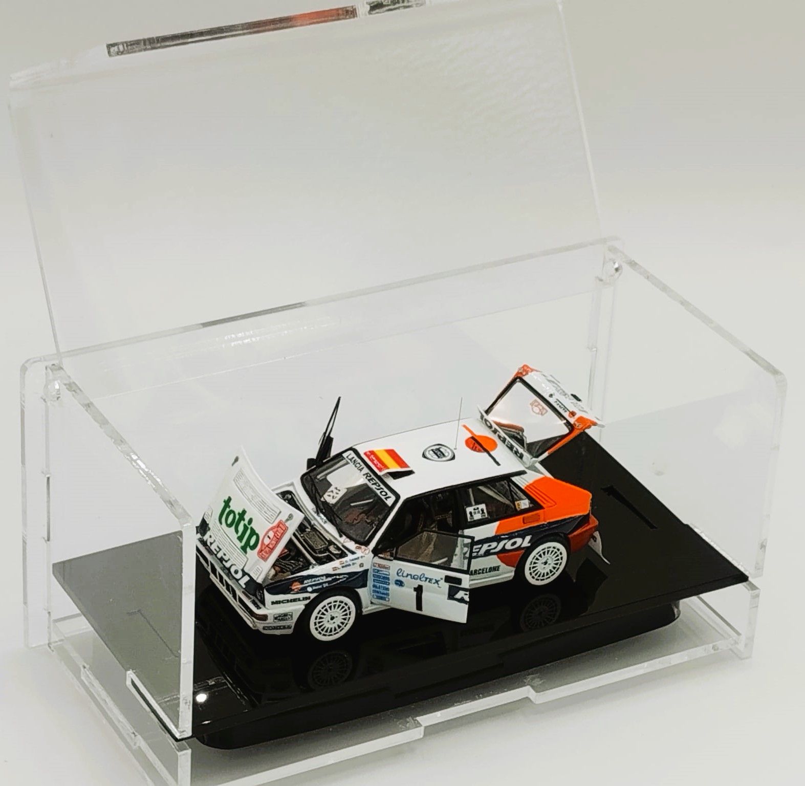 LANCIA DELTA INTEGRALE "REPSOL" #1 C.SAINZ R.MONTE CARLO 1993 (ABIERTO/OPEN)(con vitrina metacrilato abrible) 1:43 KIT CAR 43 - Image 4