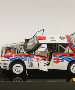 LANCIA DELTA INTEGRALE "MARTINI" #1 J.KANKKUNEN R.SAFARI 1992 (ABIERTO/OPEN)(con vitrina metacrilato abrible)  1:43 KIT CAR 43