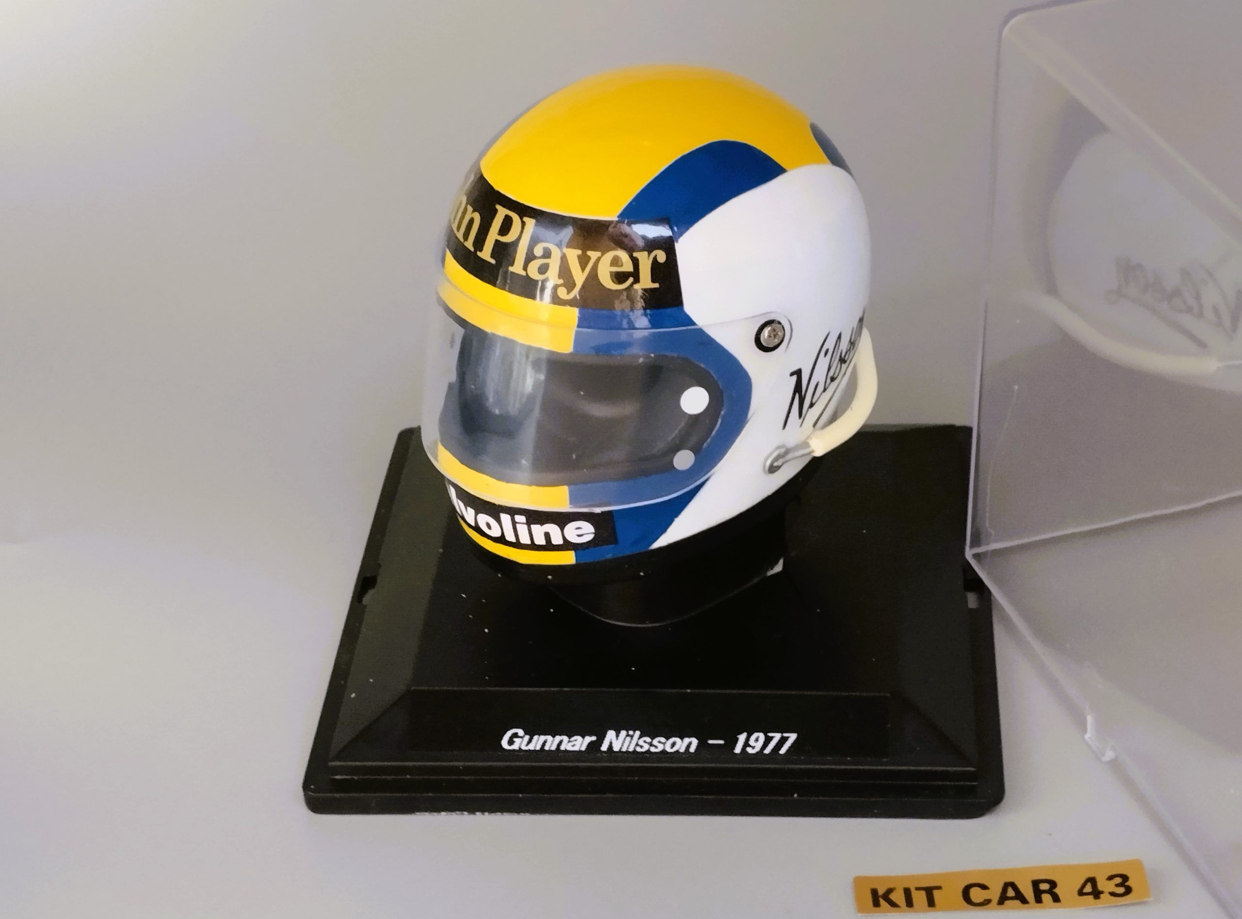 Casco Gunnar Nilsson F1 1977 1:5 Kit Car 43