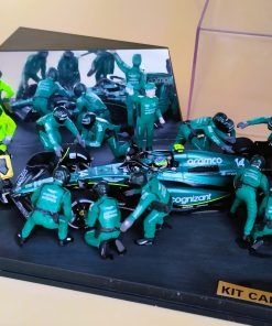 Diorama Pit Box F1 Aston Martin AMR23 F.Alonso 2023 (15 figuras) (medidas: 16,5x12x6 cms) 1:43 Kit Car 43