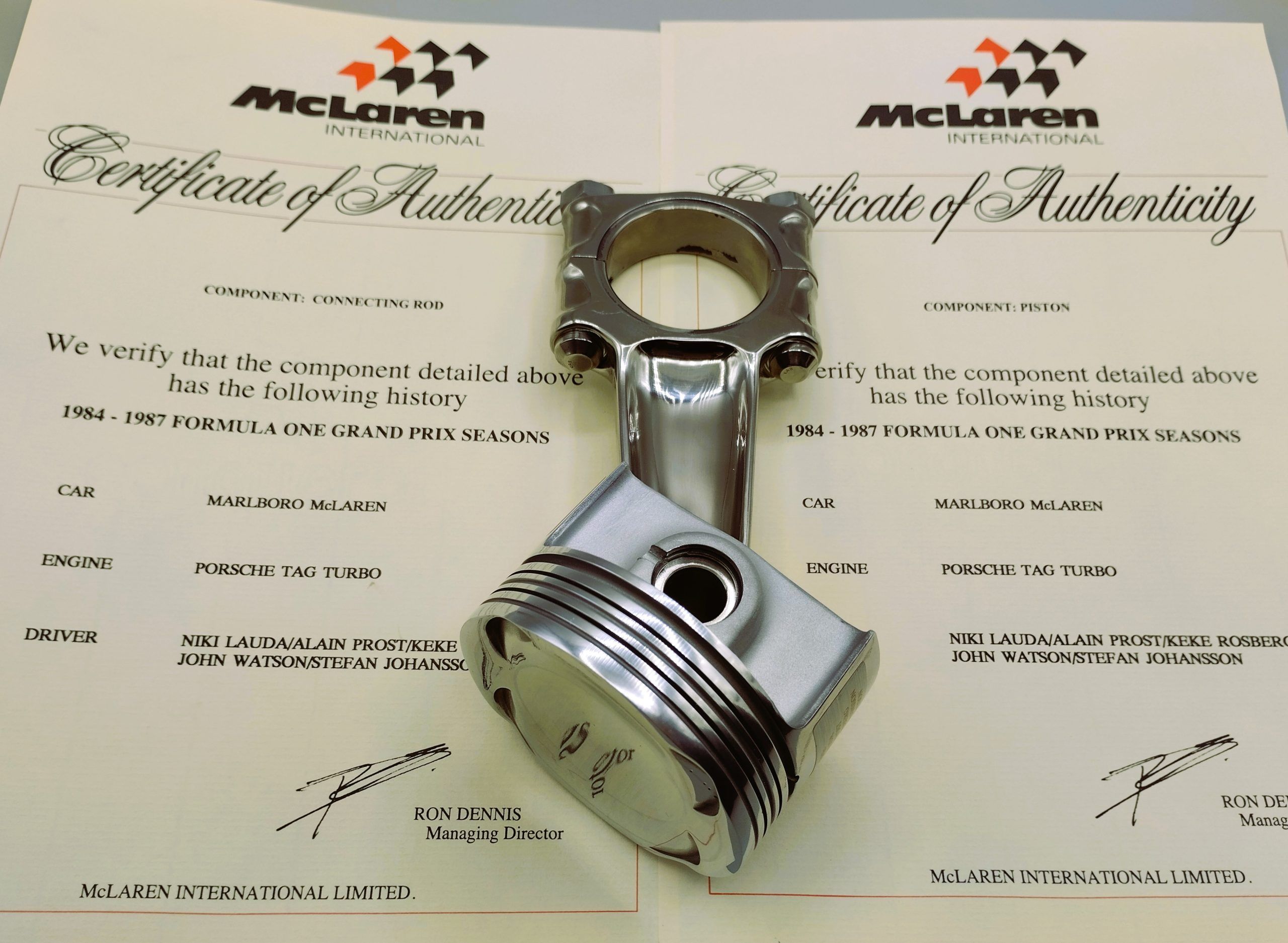 Pistón y Biela originales McLaren TAG Porsche años 80 F1, con certificado autenticidad 1:1 McLaren - Image 2