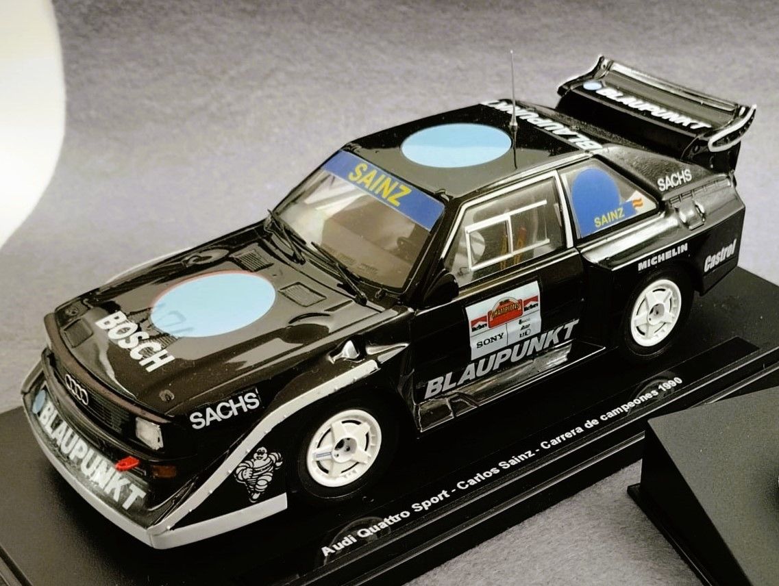 Audi Quattro S1 (coche negro) C.Sainz - Carrera de Campeones / Race of Champions 1990 (con vitrina) 1:24 Kit Car 43