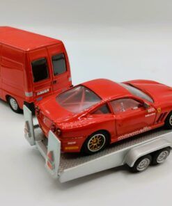 Alternative view of Fiat Ducato Maxi asistencia cliente + Ferrari 550 Maranello GT  1:43 Giocher (sin caja original)