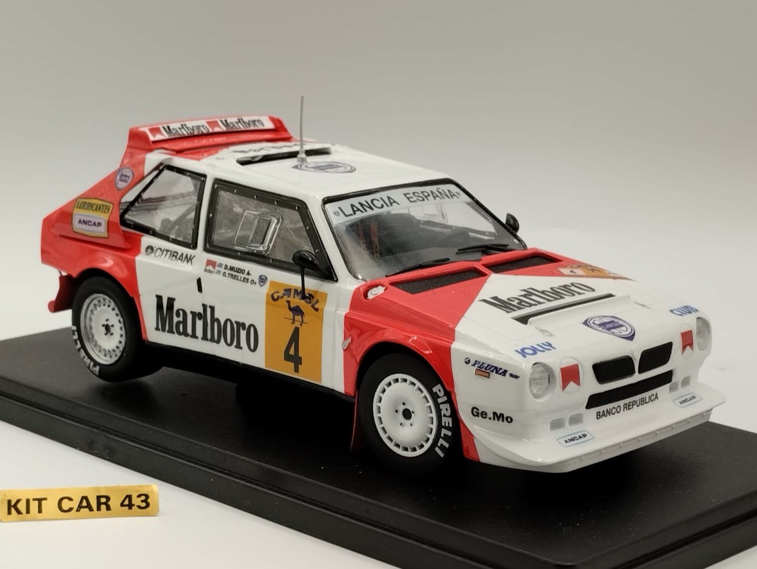 Lancia Delta S4 #4 "Marlboro" G.Trelles-M.Ortiz-Tallo Cto.España rallys de tierra RACE 1988 1:24 Kit Car 43