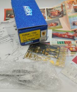 [KIT] Ferrari F399 Schumacher-Irvine GP Australia-Japon 1999  1:43 BBR
