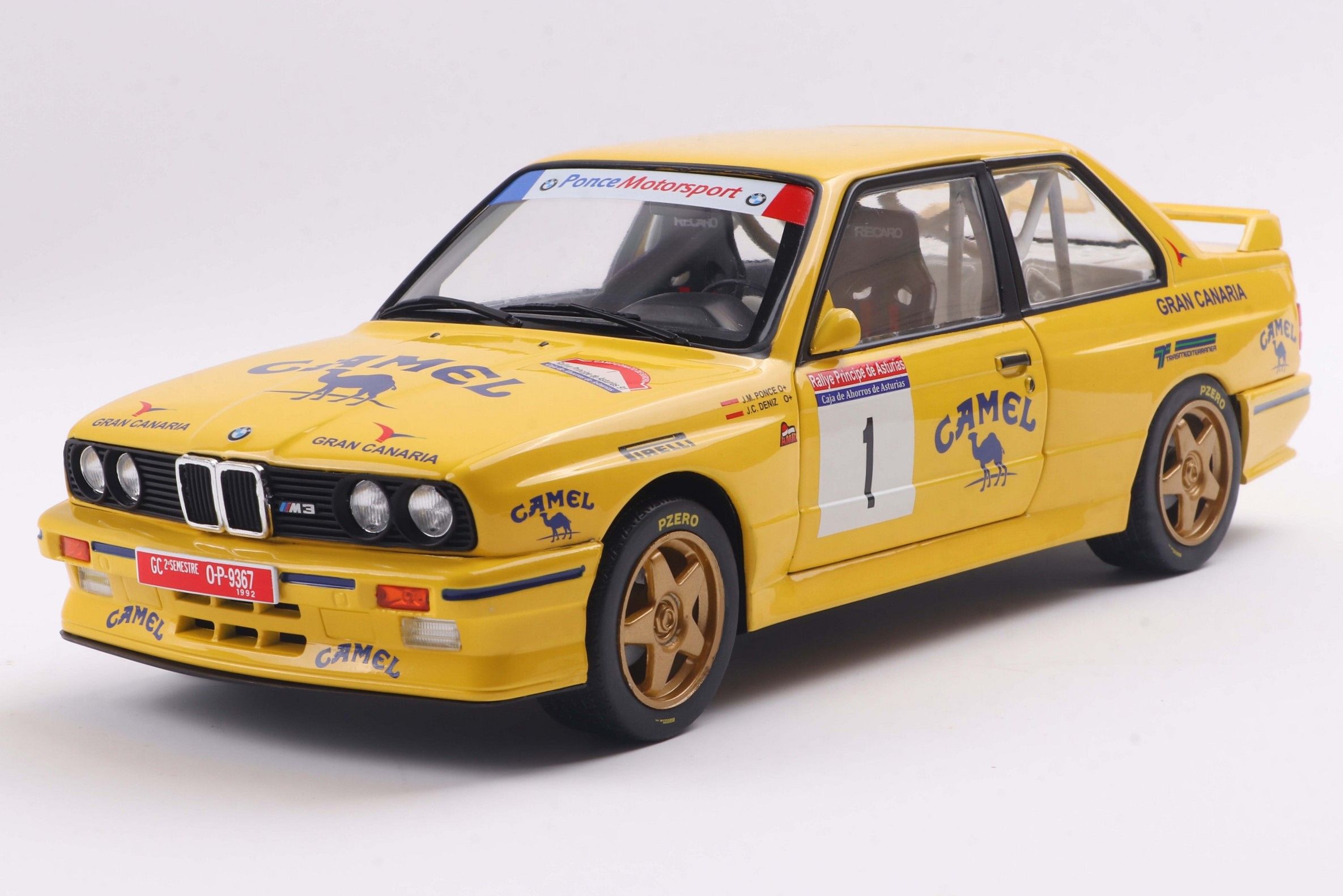 BMW M3 (E-30) "Camel" J.M.Ponce-J.C.Deniz Principe de Asturias 1992 1:18 Solido