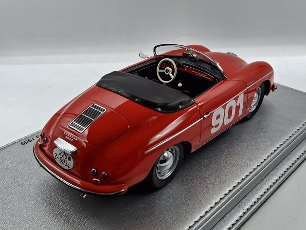 Porsche 356 #901 A.Soler Roig-M.Romagosa 1º Rally Catalunya 1959 (con vitrina metacrilato) 1:18 Kit Car 43 - Image 3