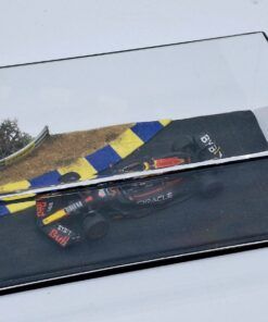 Alternative view of [DIORAMA] Vitrina curva circuito para coche 1:64 Kit Car 43