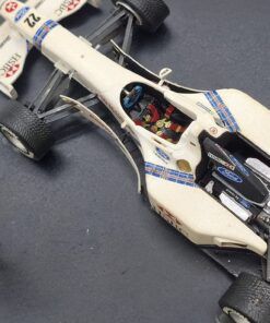 Alternative view of Stewart Ford SF #22 R.Barrichello G.P.Monaco 1997, con figura  1:43 Kit Car 43