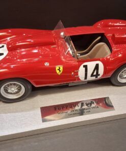 Ferrari 250 TR #14 Gendebien-Hill Winner Le Mans 1958  1:18 BBR